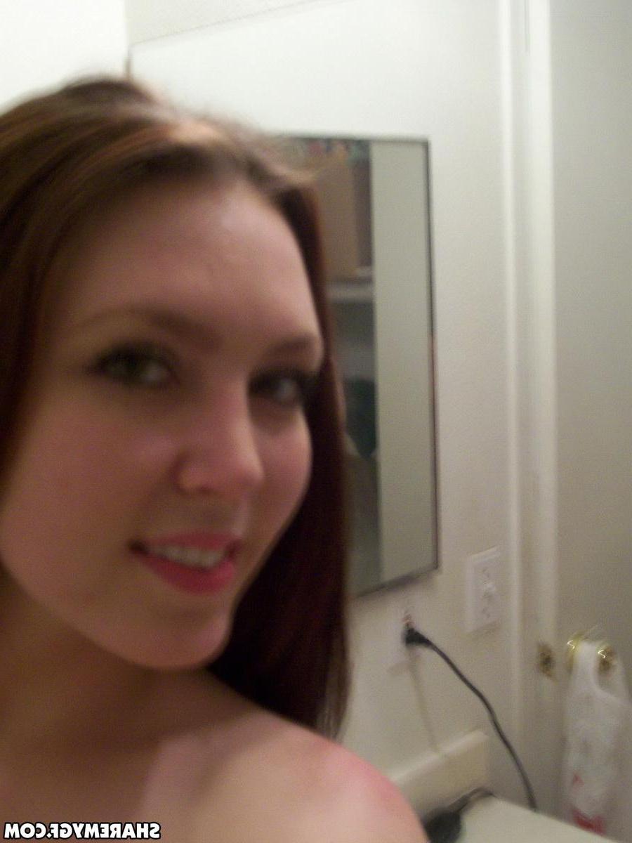20P Hot brunette coed shares some selfies of her tight nude body