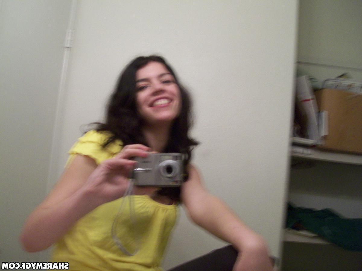 20P Hot brunette college coed takes selfies of her body in the bathroom