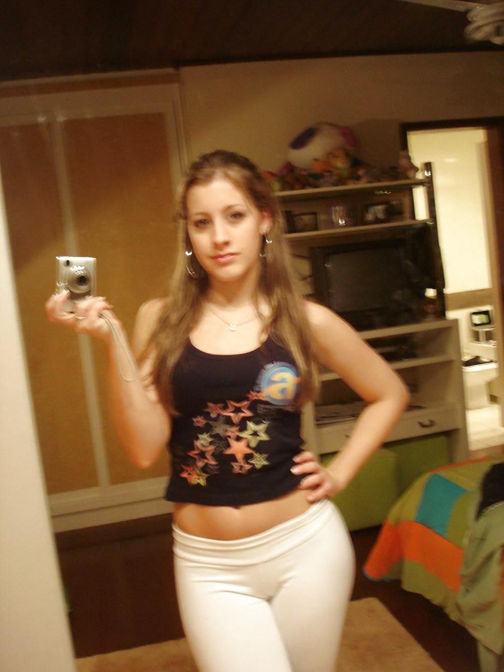 25P Brazilian Sexy ass teen
