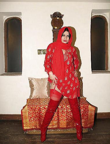 25P ARABIAN GIRLS - HOTTER AS HOT XV