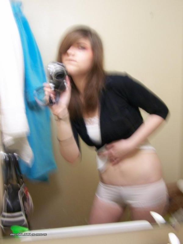14P Brunette cutie takes some hot selfies in the bathroom