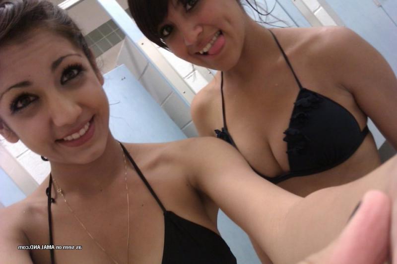 14P Kinky bikini teens camwhoring in a beach resort's bathroom
