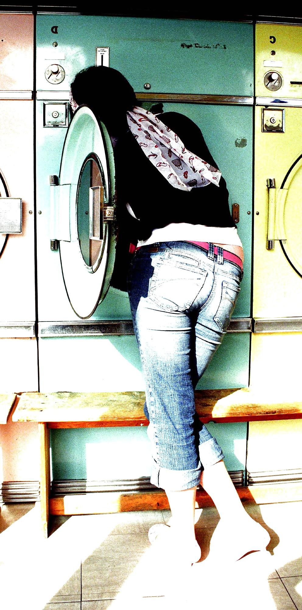 25P Girls in jeans
