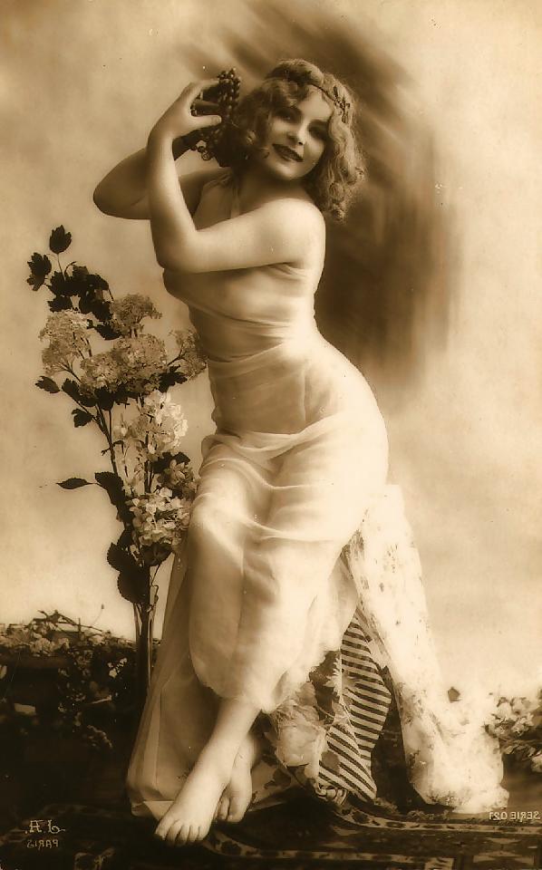 25P Vintage Erotic Photo Art 2 -  Various Artists c. 1880