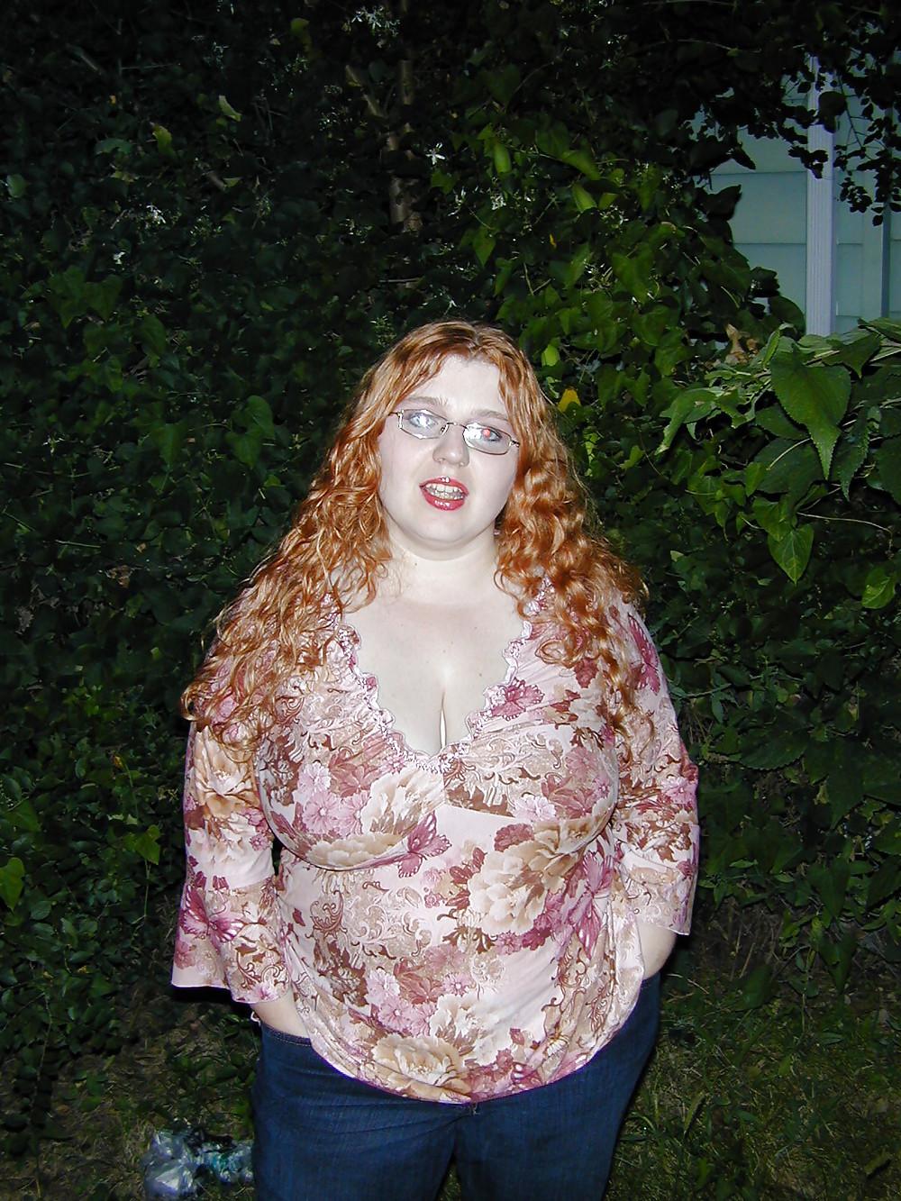 25P Fat Busty Redhead