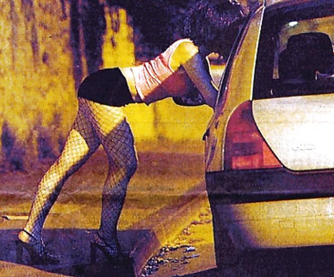 25P Real Life Working Girls