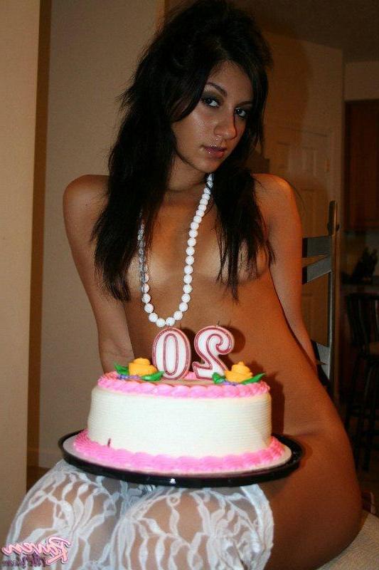 16P Raven Riley celebrates her birthday with a dildo shoved up her pussy