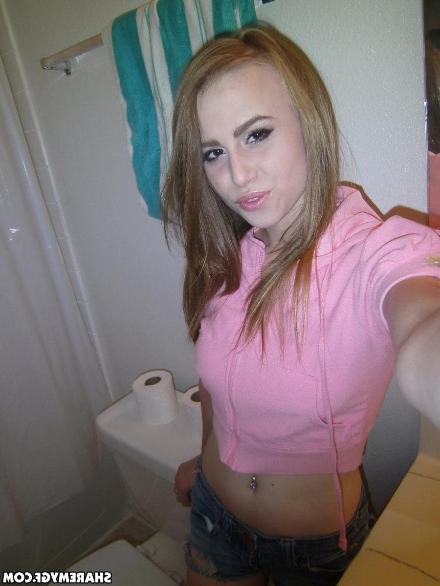20P Brunette coed takes selfies of her boobs and pussy in the bathroom