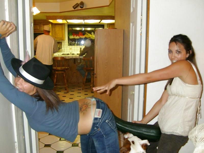 25P Sexy girls in jeans 2