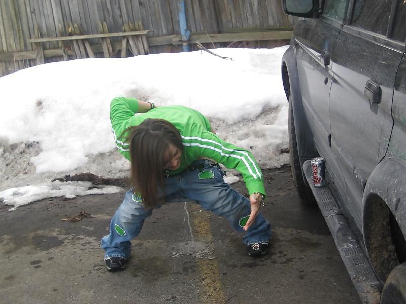 15P Nice (outdoor) toilet and bathroom girls 4