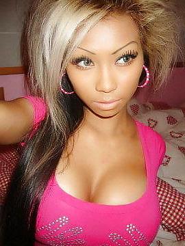 25P 0044 stupid bimbo barbie