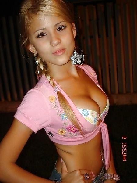 25P 0045 stupid bimbo bitch 