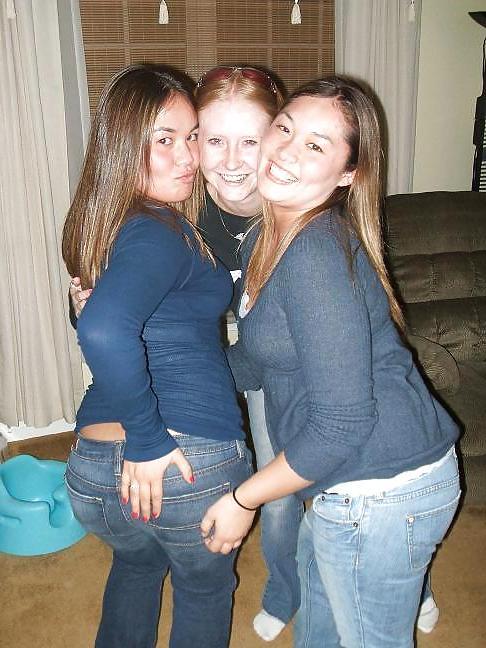 25P Sexy girls in jeans 5