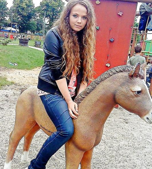 25P Beautys in jeans 4 - no porn