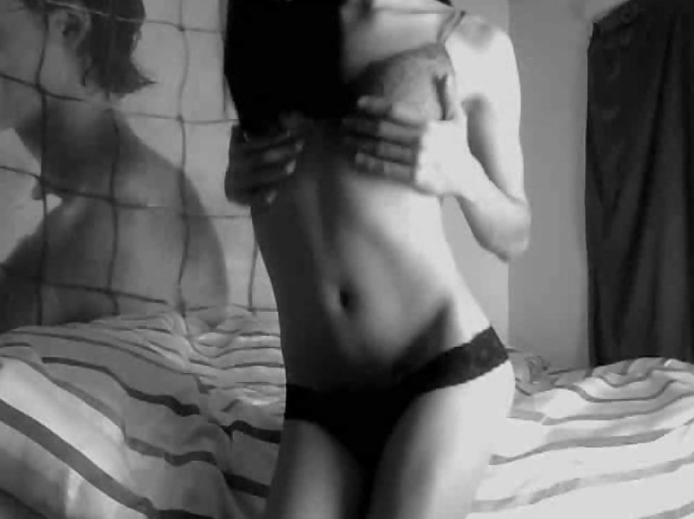 13P Beautiful Young Dark Haired Tgurl DEEDA1515