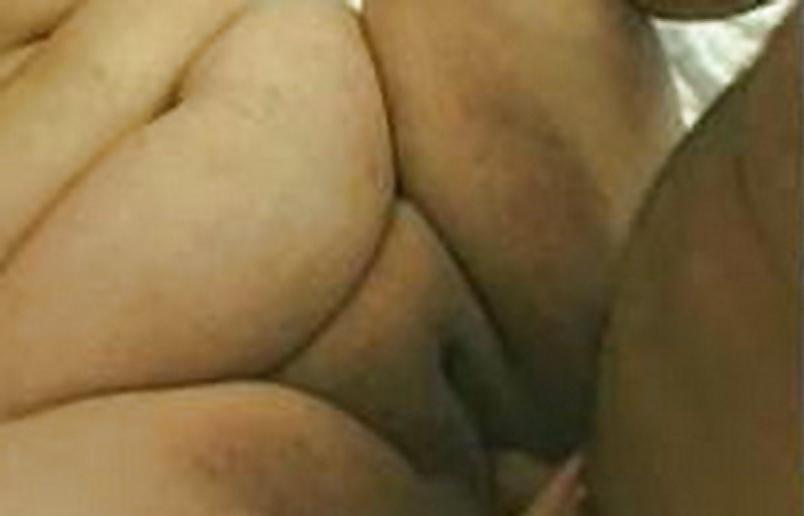 19P My fat mom (new photos)