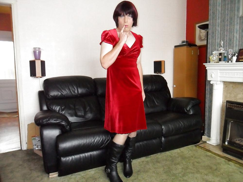 25P Crossdresser Pantyhose encasement play