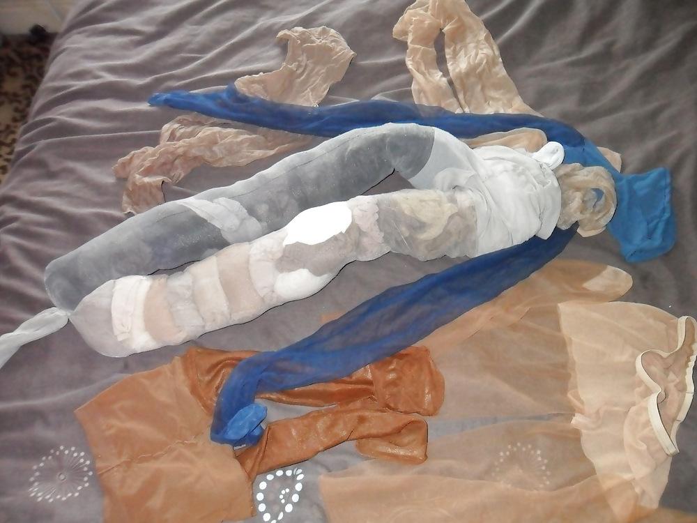 25P Crossdresser Pantyhose encasement play