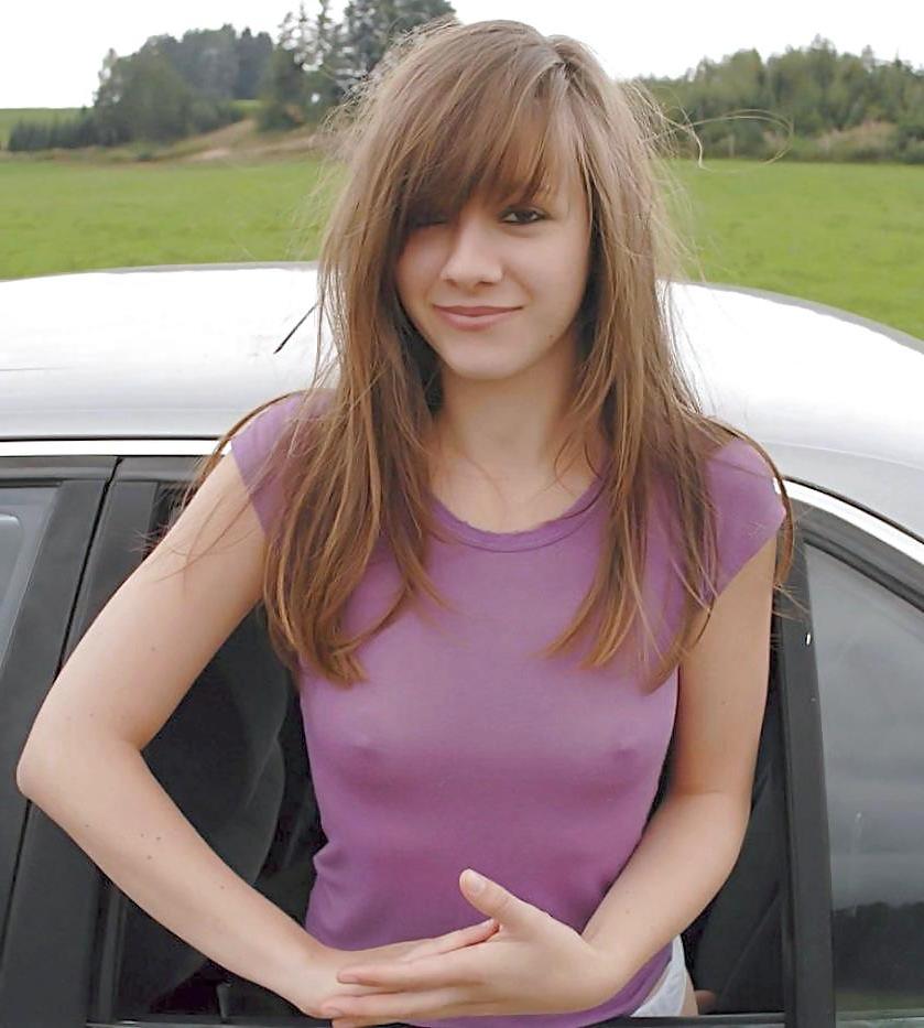 17P SMALL TITS AND HARD NIPPLES