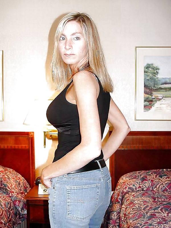 10P Mature asses in jeans 2