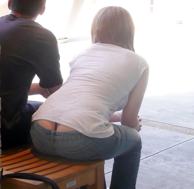 24P Lucvky girls in jeans