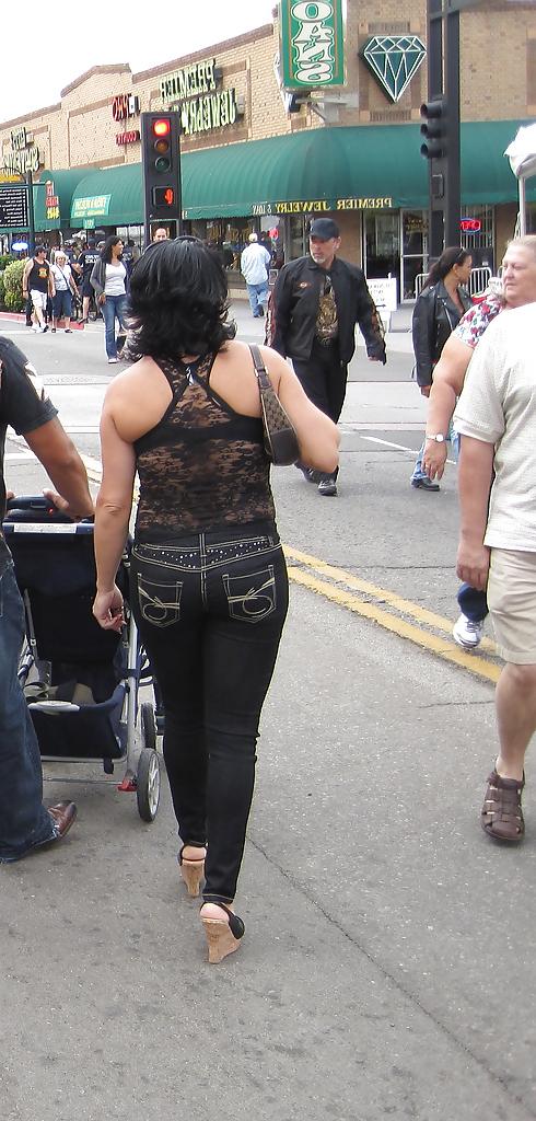 25P Mature asses in Jeans and Pants