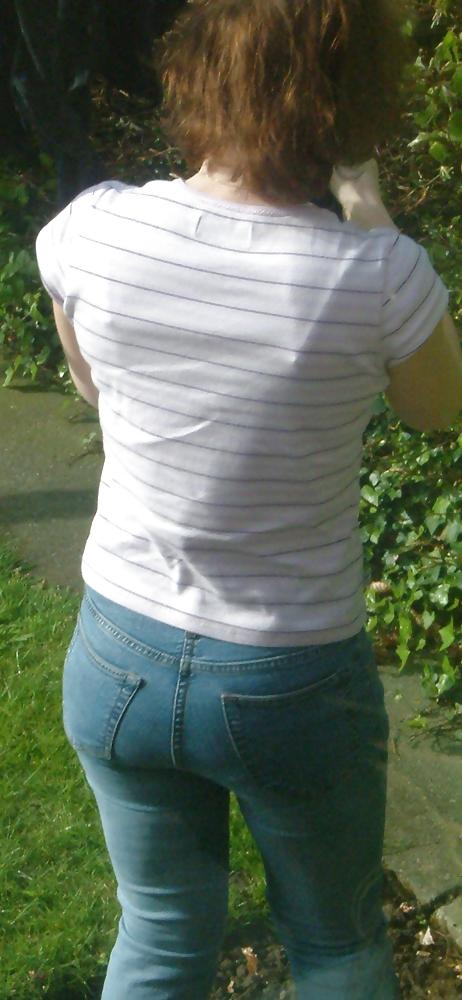 25P Mature asses in Jeans and Pants