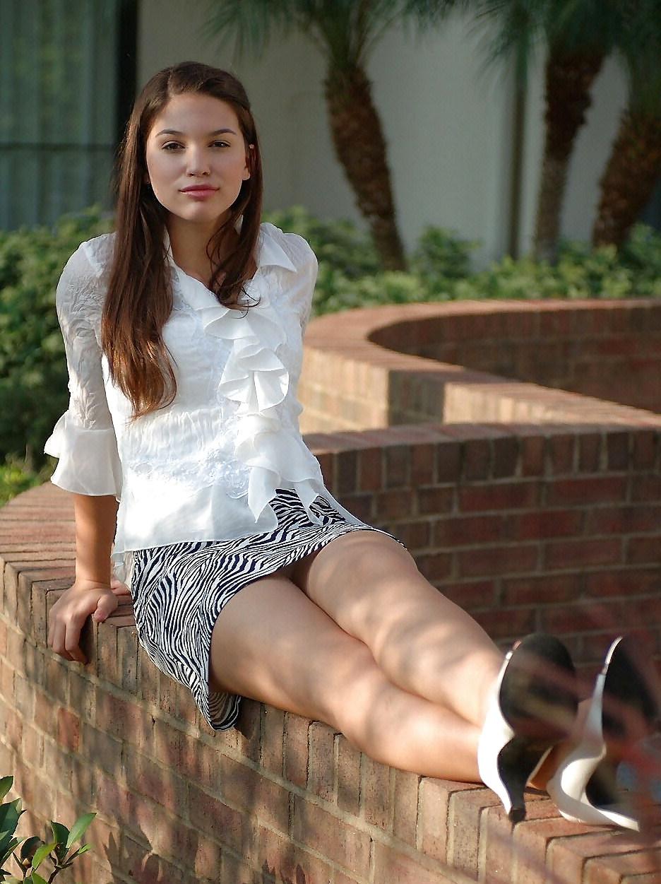 25P Hotlegs-miniskirt babe113