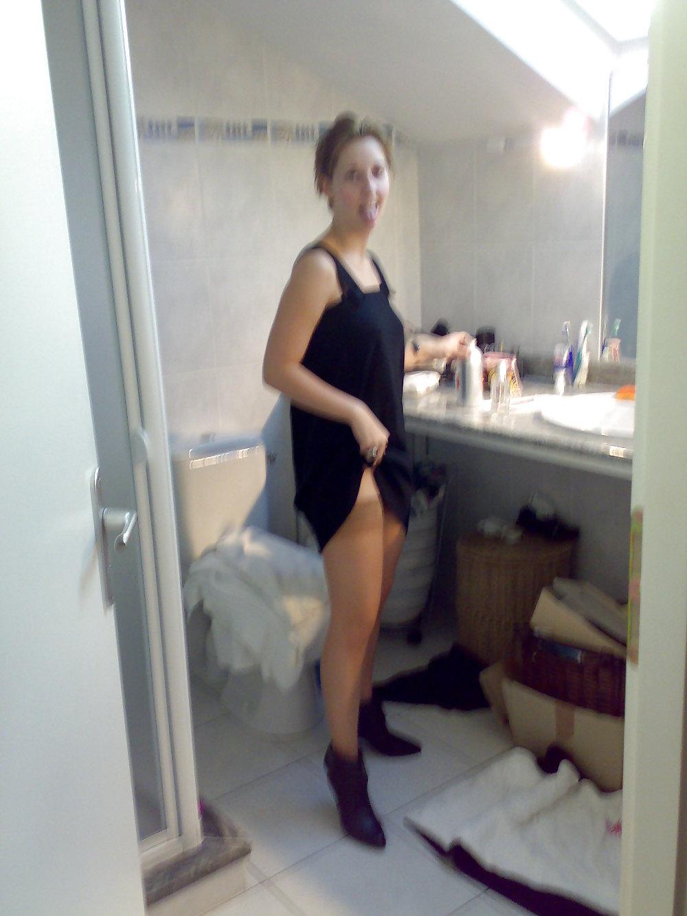 25P Waiting for him in miniskirt stockings and hight heels