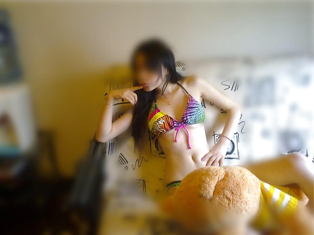 22P Chinese hot girl
