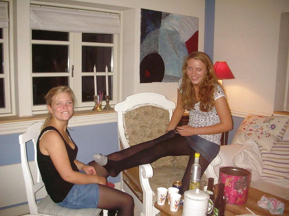 25P Queens in jeans XXVII