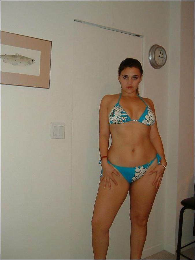 25P This is called CURVY HOT wife