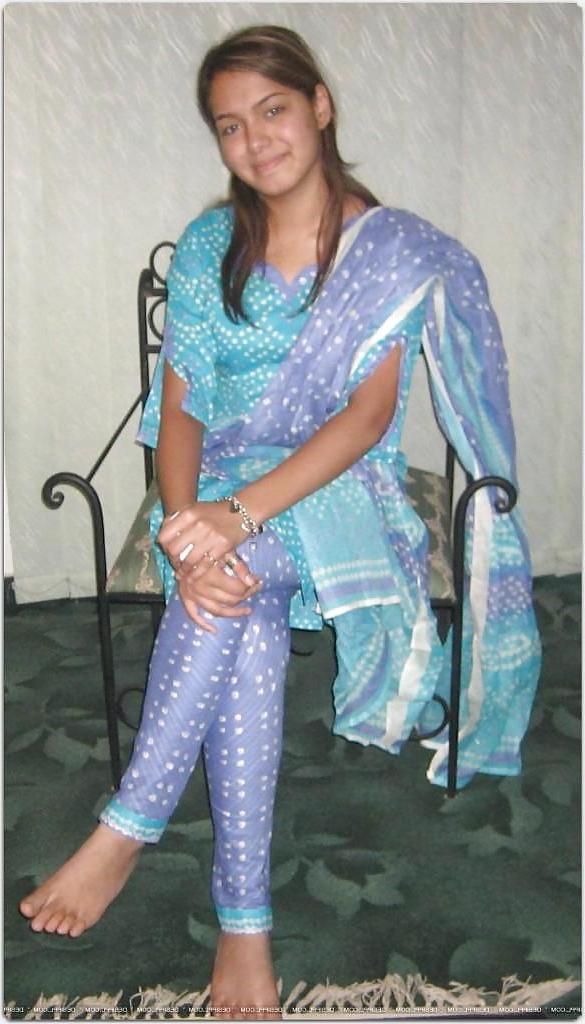 25P ARABIAN GIRLS - HOTTER AS HOT XXIII