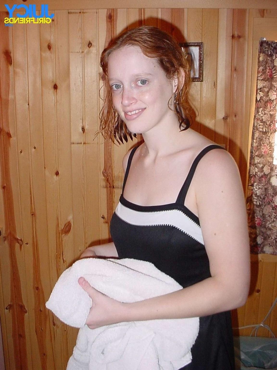 10P Private pics of young redhead GF
