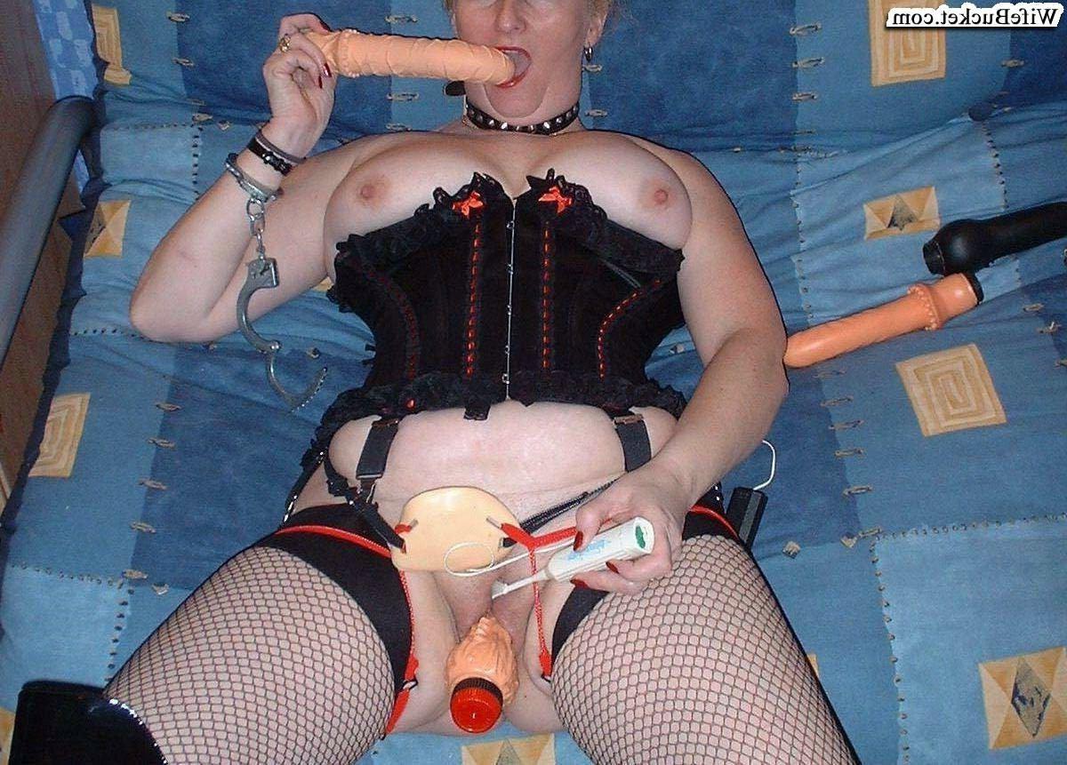 16P Dirty amateur wives starring in home porn tapes