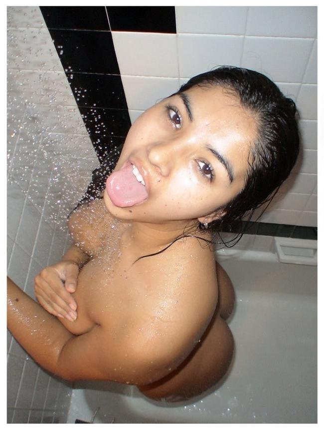 15P Real indian gfs get naked and fuck