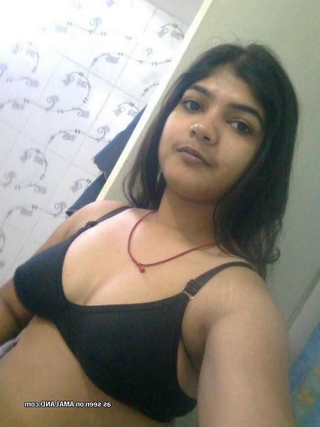 15P Real indian gfs get naked and fuck