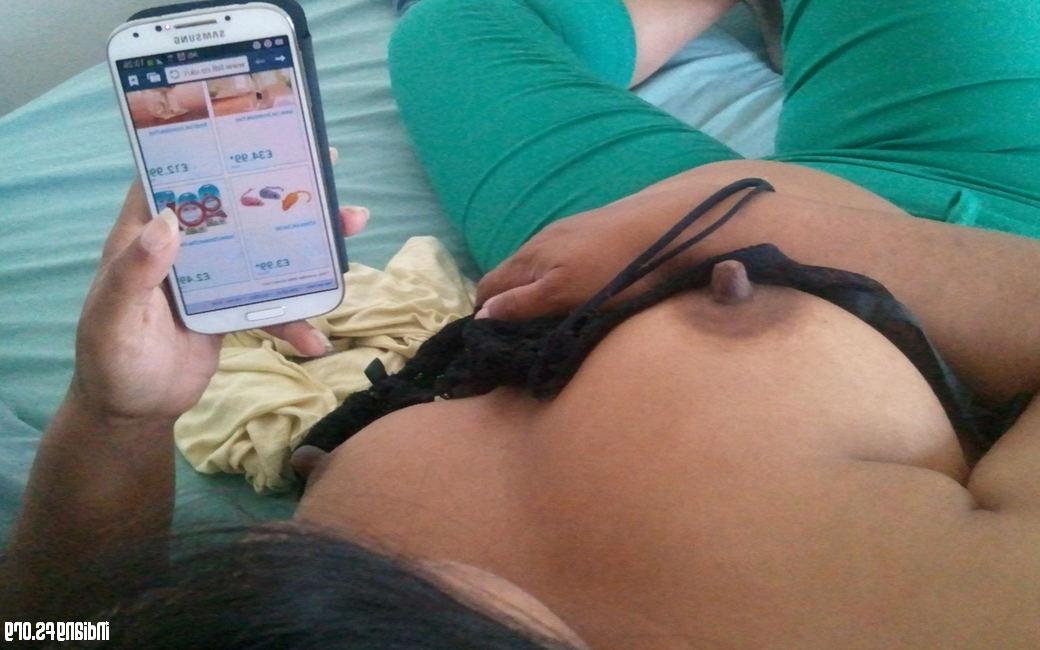 15P Indian gfs get naked and fuck
