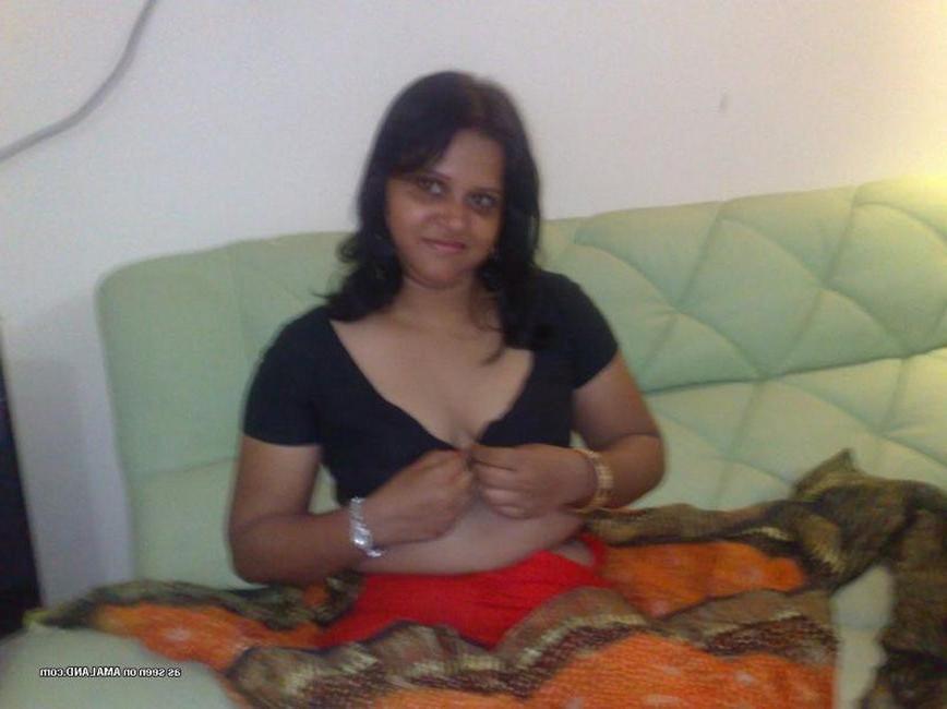15P Indian gfs get naked and fuck