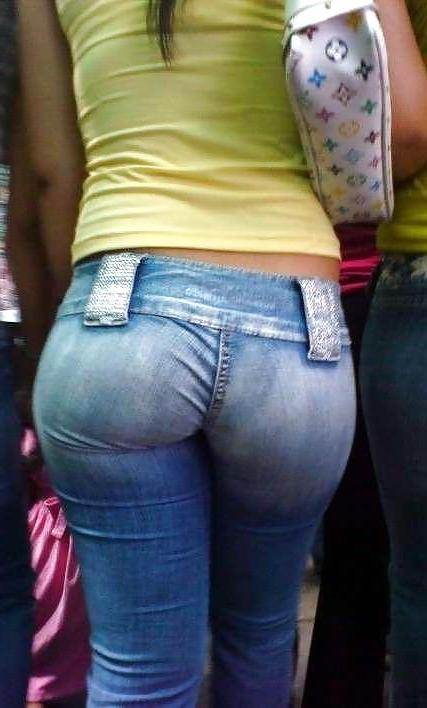25P Sexy butts in jeans - no porn