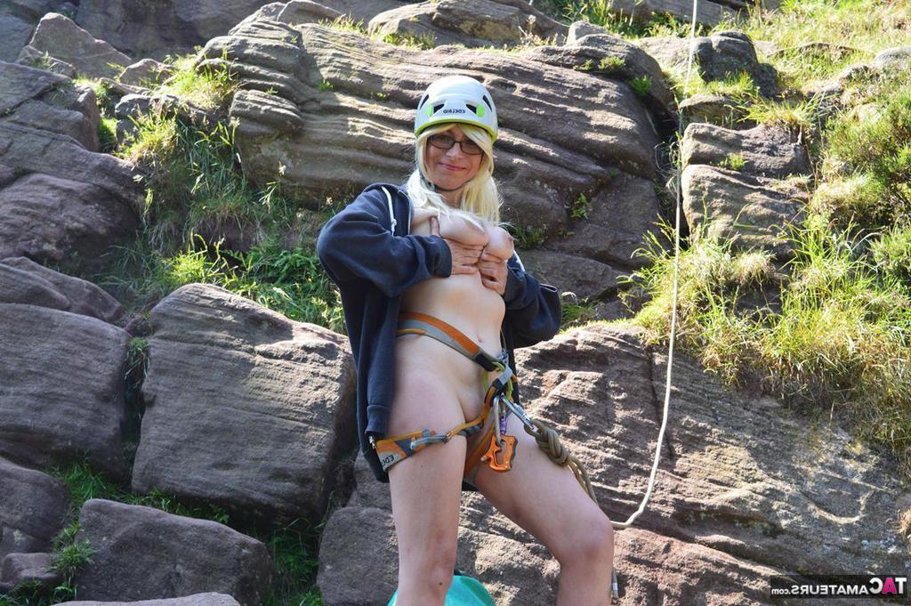 20P Leek Rock Climbing With Barby