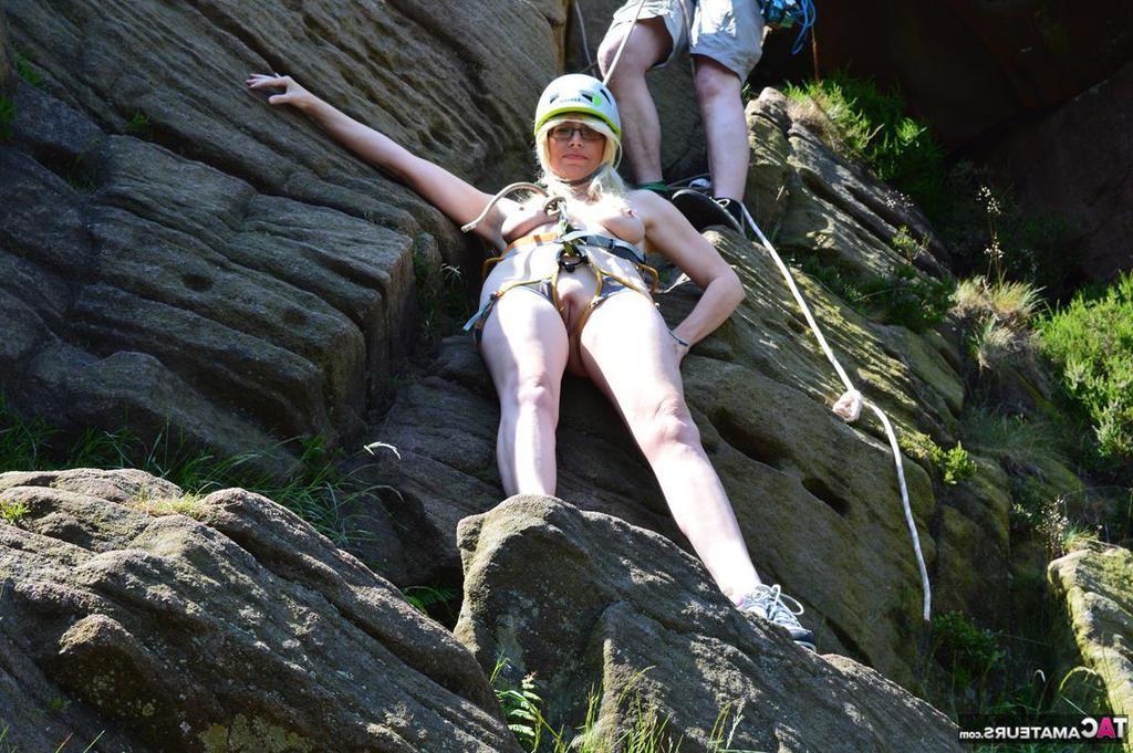 20P Leek Rock Climbing With Barby