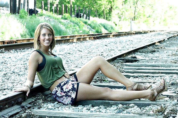 8P Girlfriend Glamour Photos (non-nude)