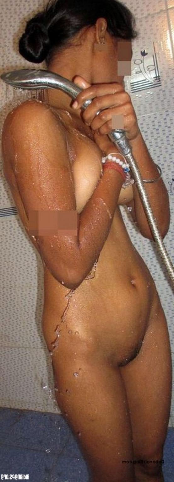 15P Real indian gfs get naked and fuck