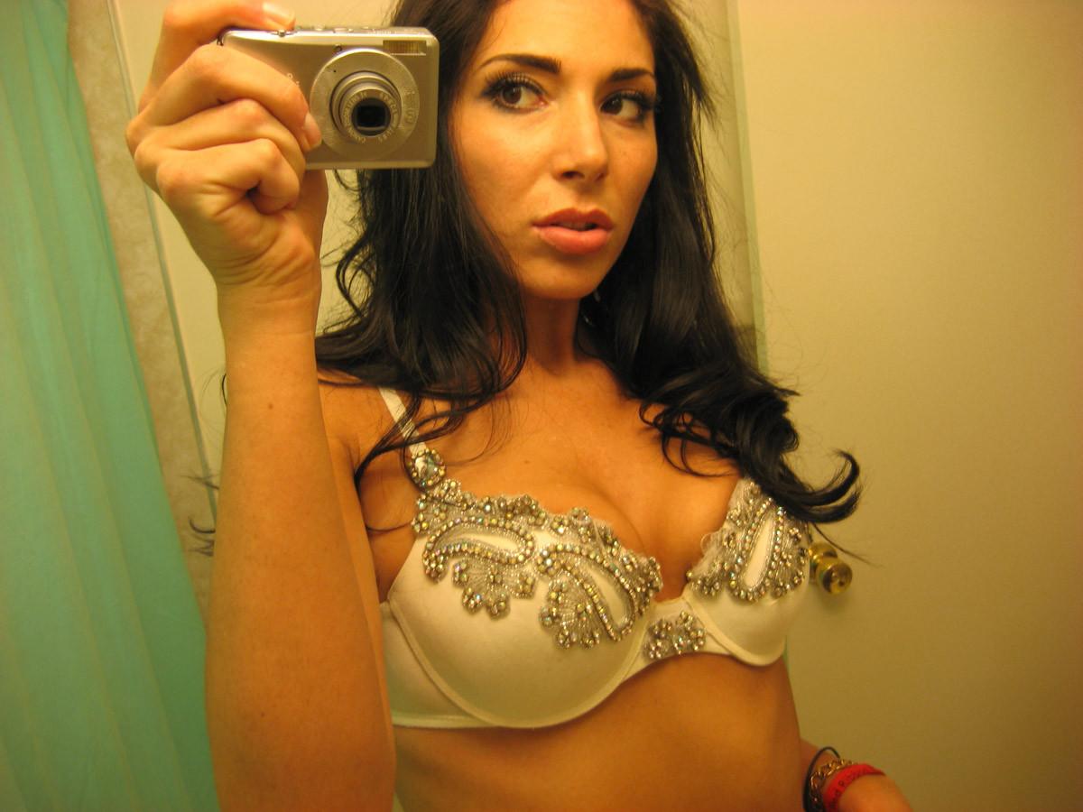 18P Brunette girlfriend posing in her bathroom mirror