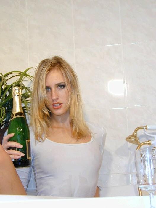 14P Blonde Mariah in Bathroom