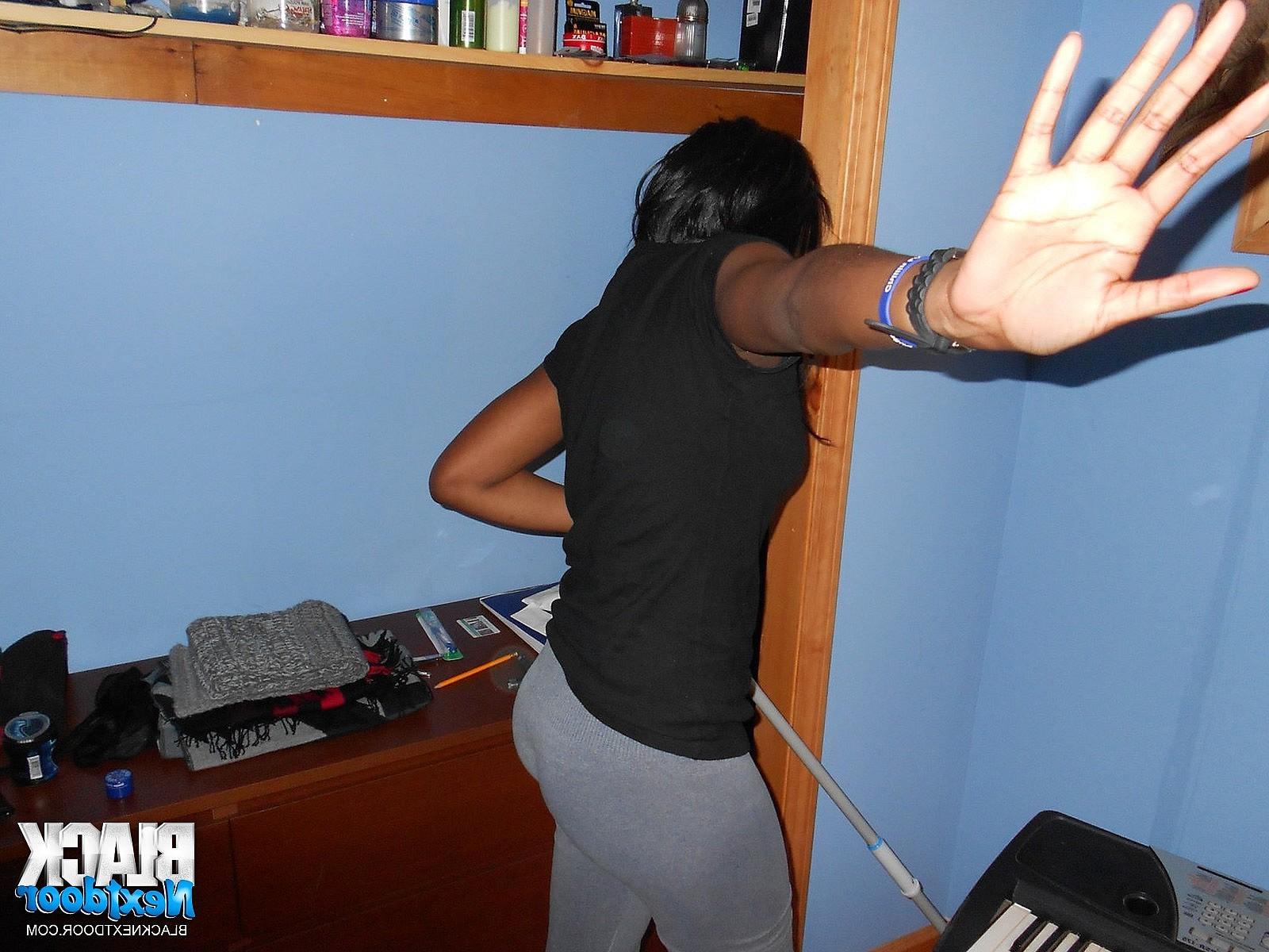 10P Girl grabs my big dick and jerks me off