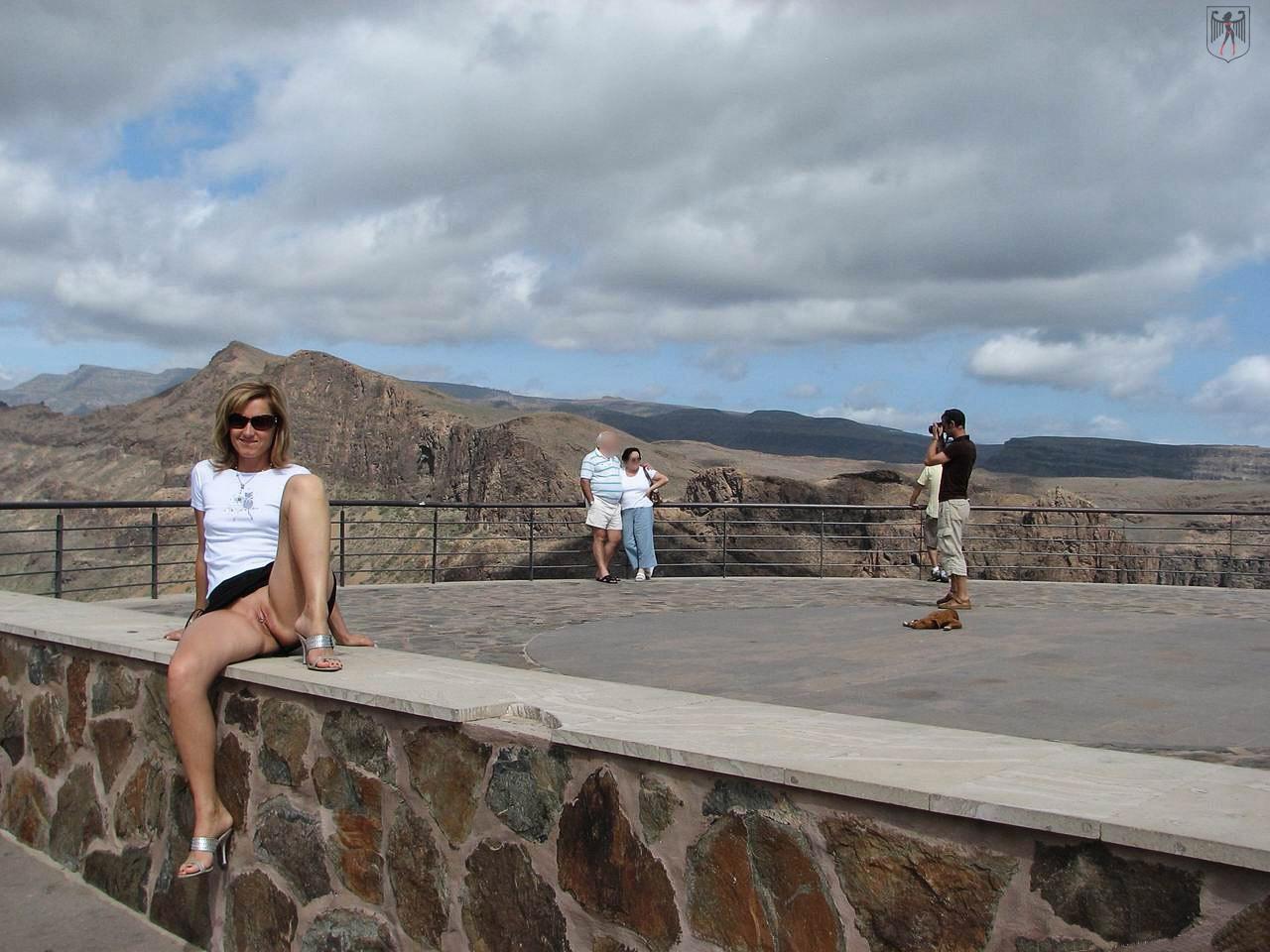 20P public amateur upskirts candid voyeur shots