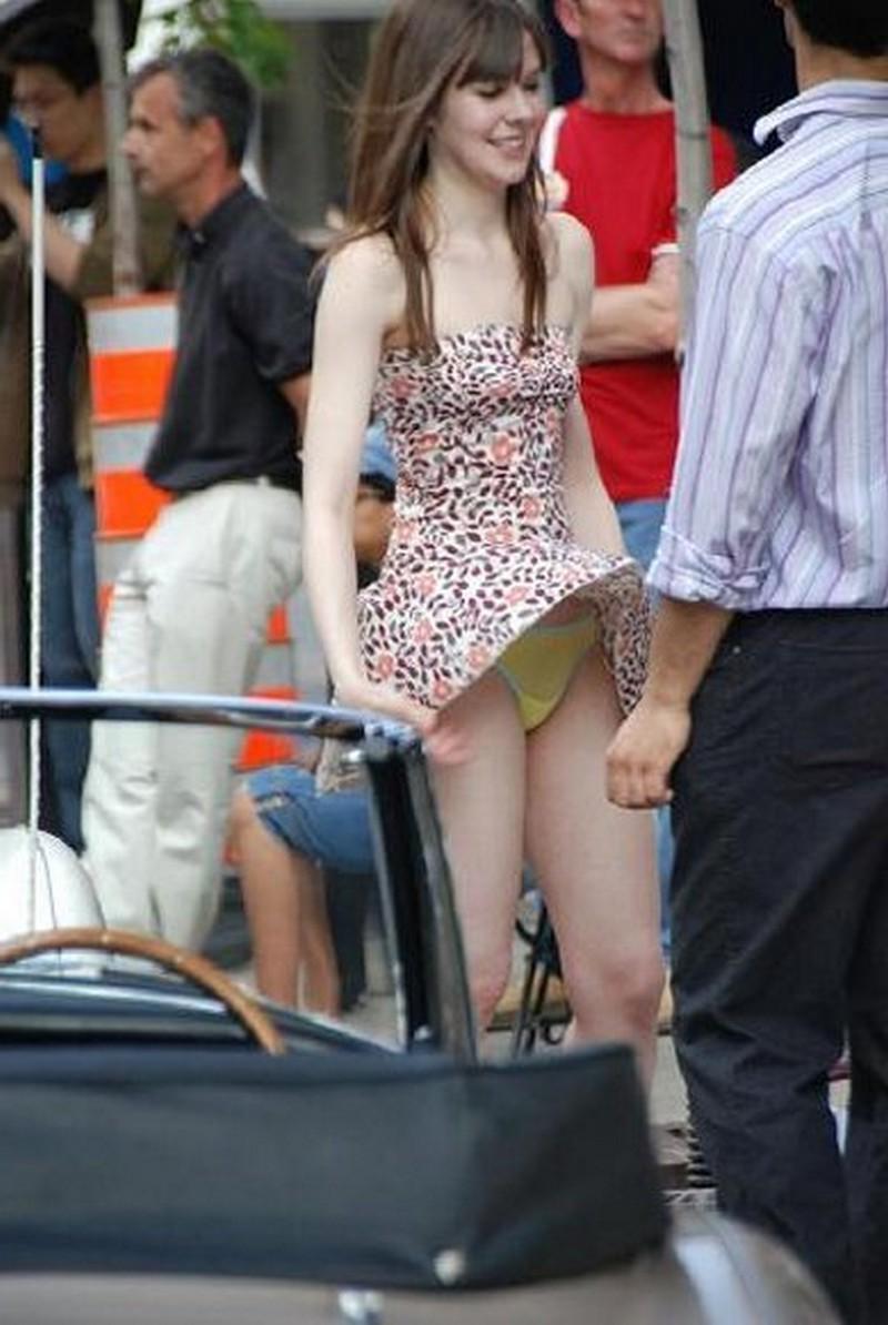 20P public amateur upskirts candid voyeur shots