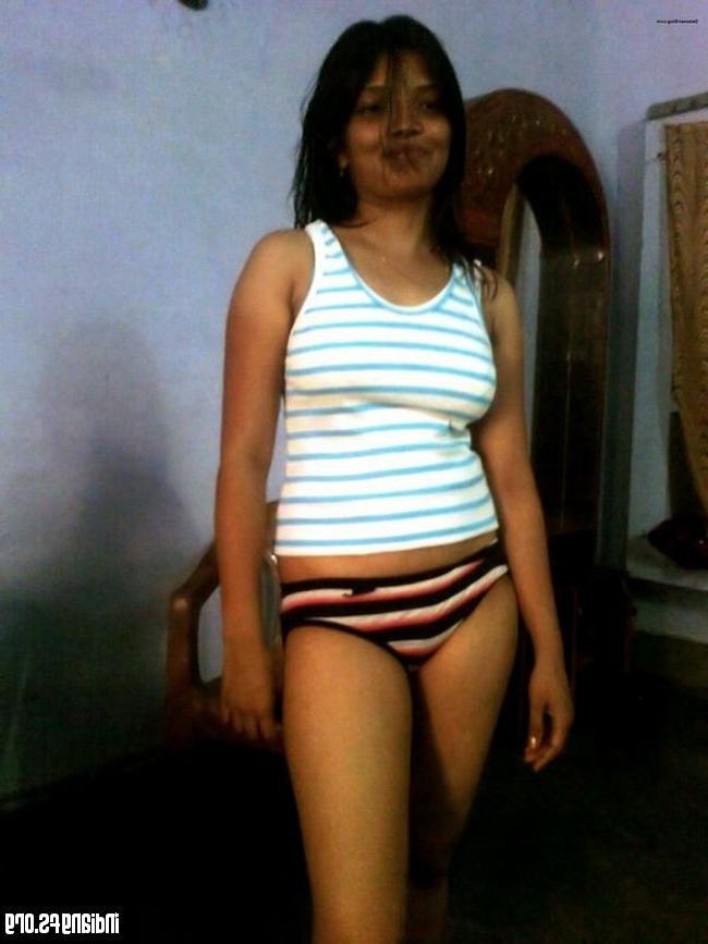 15P Indian gfs get naked and fuck